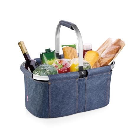 Összecsukható kosár autóban