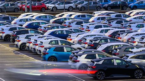 Újautó eladások Magyarországon