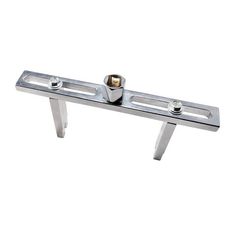 Üzemanyagtartály eltávolítása