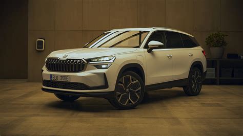 Škoda gyalogosvédelmi tesztek