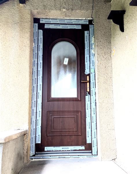 Ajtópanel visszahelyezése