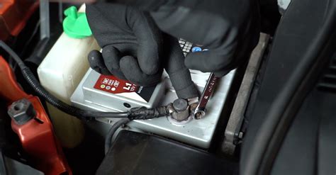 Akkumulátor eltávolítása