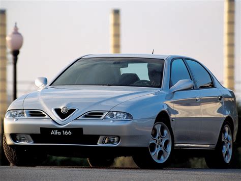 Alfa 166