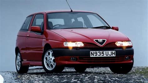 Alfa Romeo 146