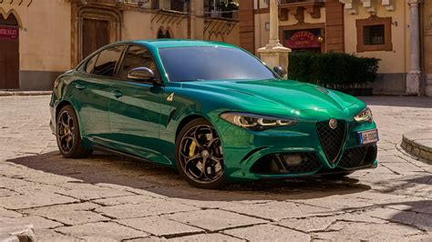 Alfa Romeo Quadrifoglio