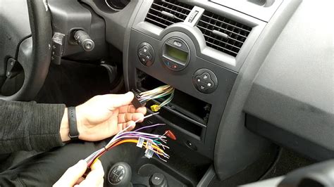 Android fejegység beszerelése