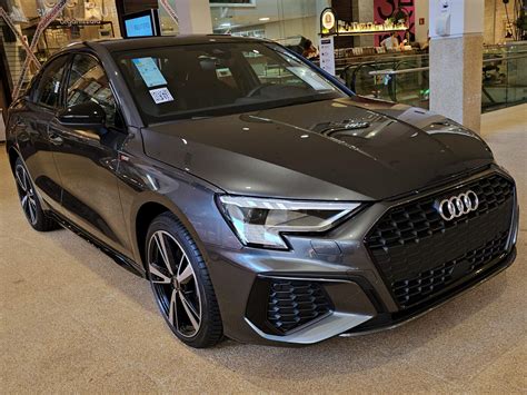 Audi A3 tetőcsomagtartóval