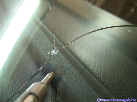 Autó szélvédő javítása