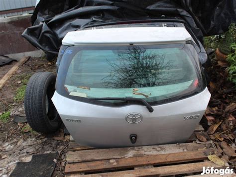 Autó szélvédővel