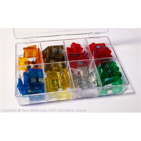 Autós biztosíték készlet