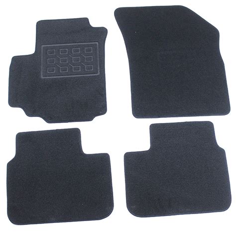 Autószőnyeg rögzítése