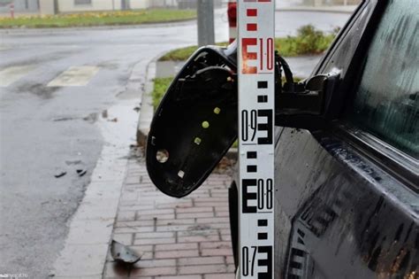 Autótükör szerelése