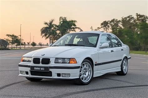BMW E36 Sedan