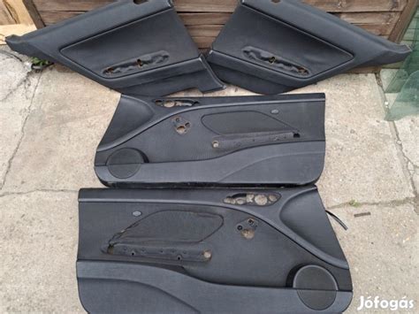 BMW E36 ajtókárpit rögzítése