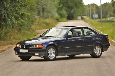 BMW E36 futómű