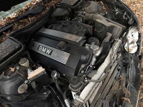 BMW E36 motor alkatrészek