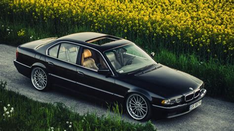 BMW E38