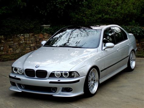 BMW E39 520i