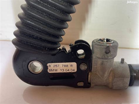 BMW E46 biztonsági övfeszítő