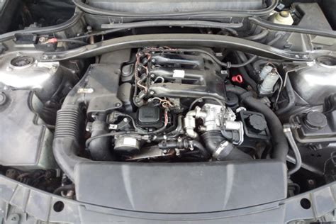BMW E83 motor
