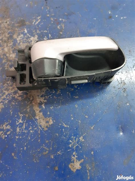 Belső ajtókilincs csere