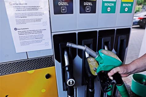 Benzin a dízel autóban