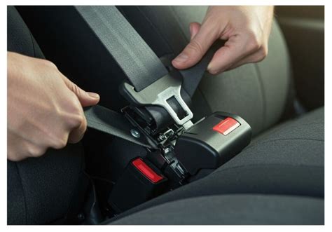 Biztonsági övfeszítő működése