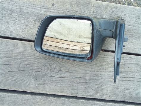 Bontott visszapillantó tükör