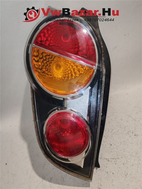 Chevrolet Spark hátsó lámpa rögzítése