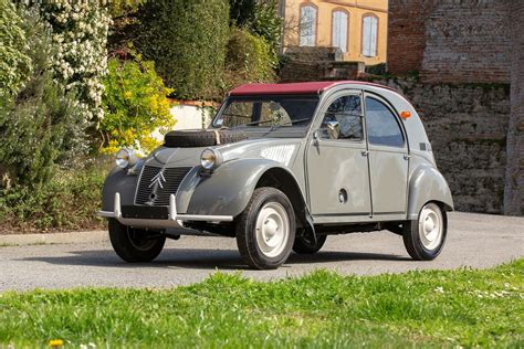 Citroën 2CV Sahara