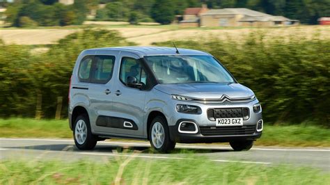 Citroen Berlingo téli gumikkal