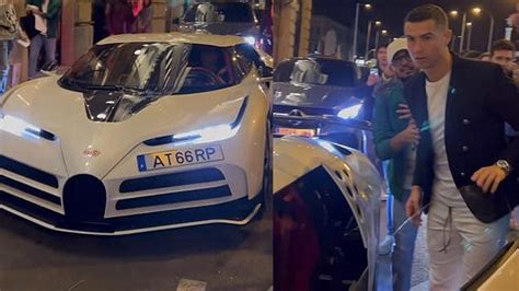 Cristiano Ronaldo autóval