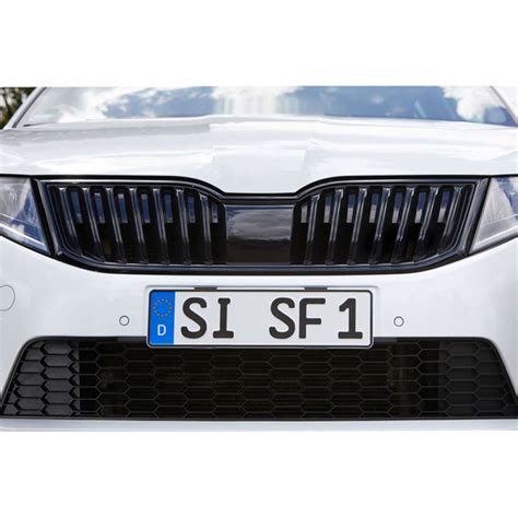 Csörlő és rendszámtábla tartó