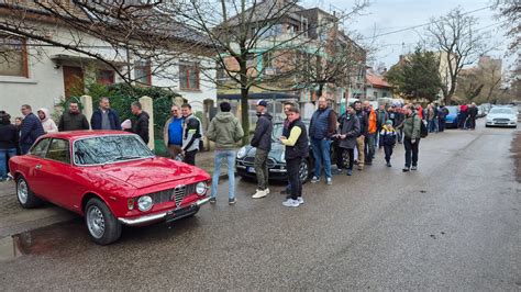 Csikós Zsolt és veterán autói