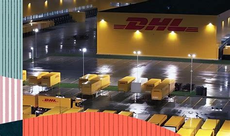 Csomagátvétel a DHL automatából