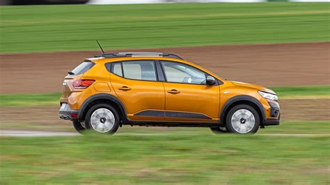 Dacia Sandero Stepway TCe 110 Epression teszt