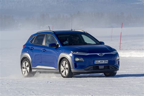 Elektromos autó hatótáv télen