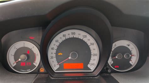 Fékbetétek kopására figyelmeztető lámpa