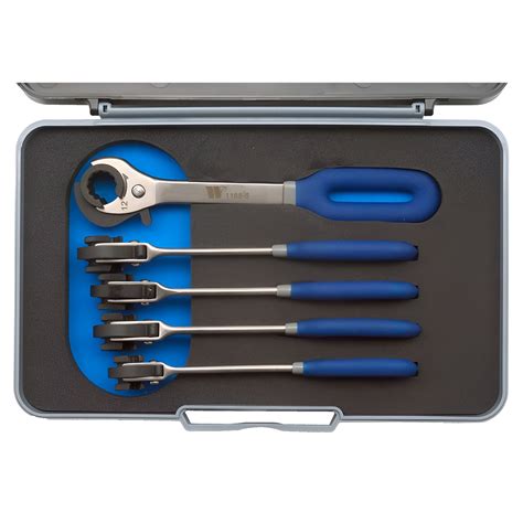 Fékcsőkulcs használata