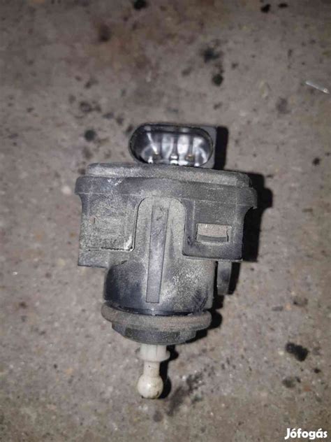 Fényszóró magasság állító