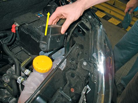 Fényszóróház kiszerelése