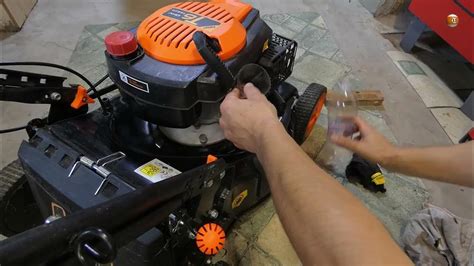 Fűnyíró olajcsere