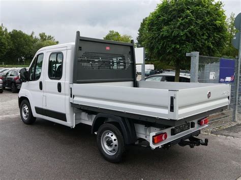 Fiat Ducato billenőplatós kisteherautó