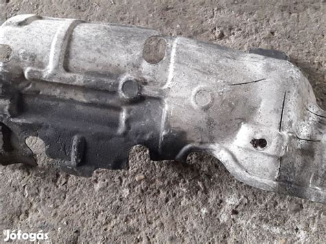 Ford Escort Kombi Kipufogó Hővédő Lemez