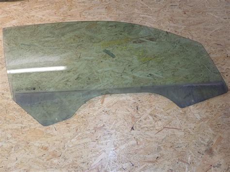 Ford Fiesta vezetőoldali üveg