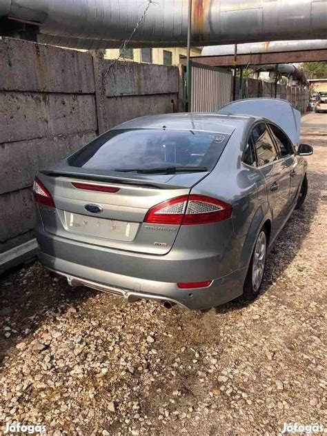Ford Mondeo Hátsó