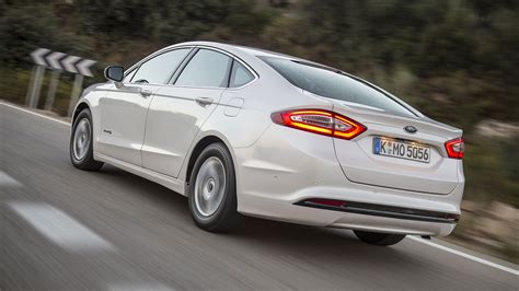 Ford Mondeo Hybrid Csomagtér