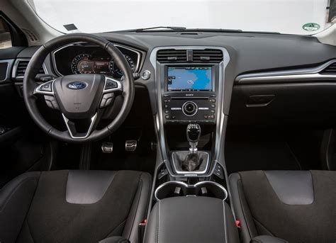 Ford Mondeo belső tér üléshuzattal