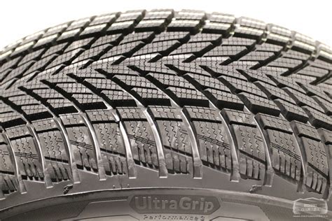 Goodyear UltraGrip Performance +