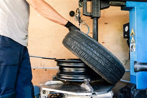 Gumiszerviz munka közben